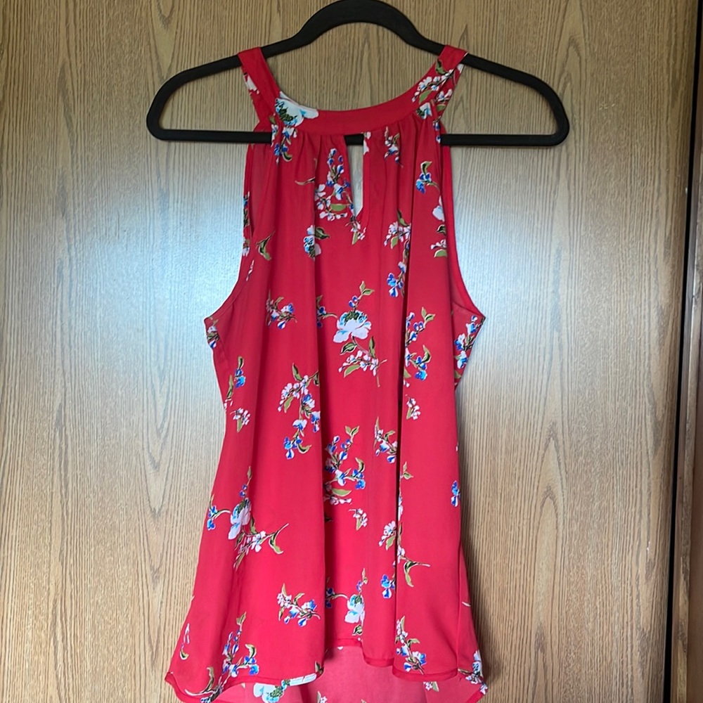 Floral flowy tank top